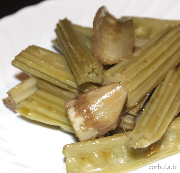 Cardi sottolio, ricetta Cardi sottolio, ricetta